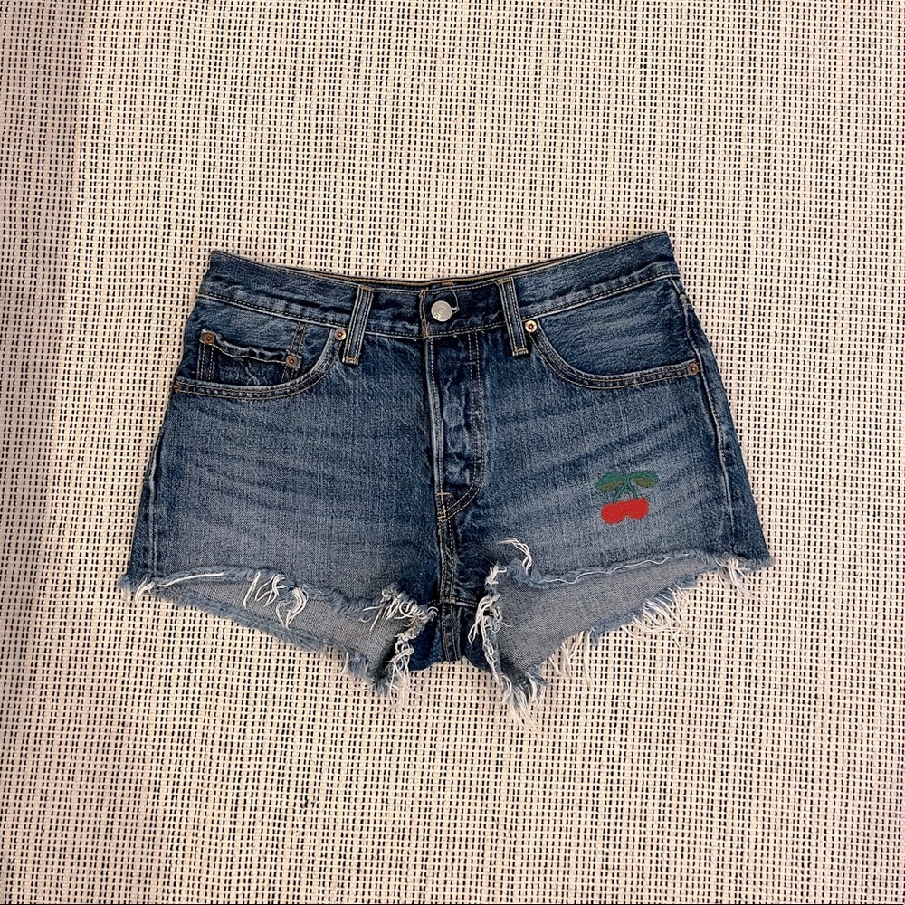 Levi’s 501 mid-rise cutoff jean shorts medium wash with cherry embroidery - 27W
